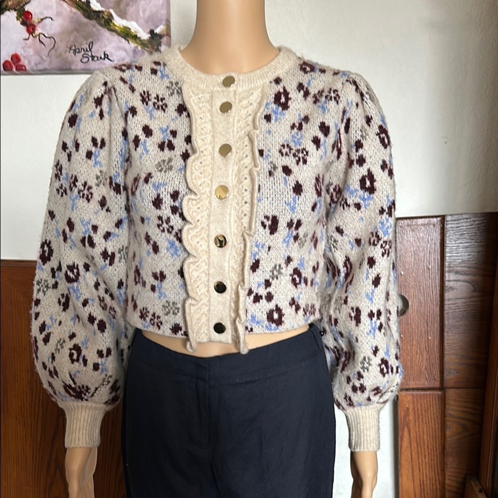 Buffalo David Bitten Cream Crop Cardigan with Floral Pattern